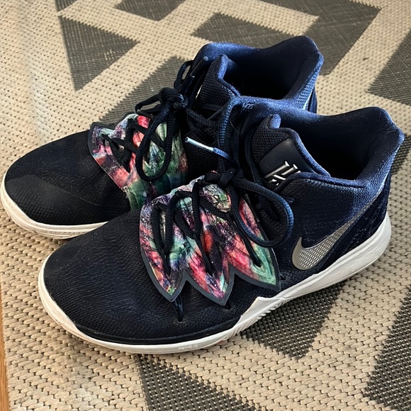 Nike Other - Kylie basketball shoes